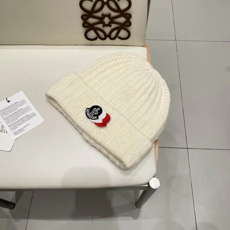 Moncler Hat (125)